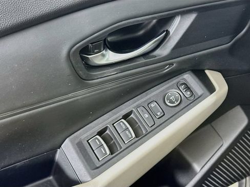 Certified 2023 Honda Accord EX image 21