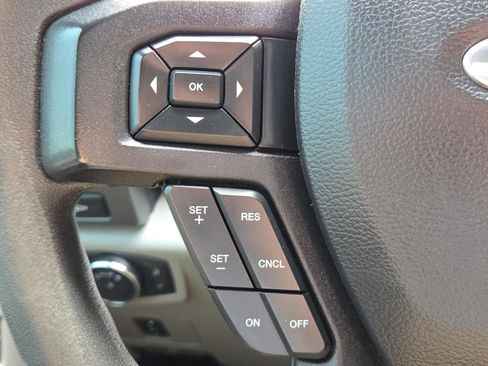 Used 2019 Ford F250 XLT w/ XLT Premium Package image 33