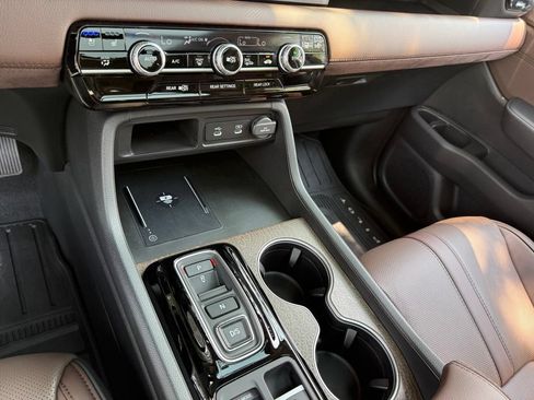Certified 2026 Honda Pilot Elite image 26