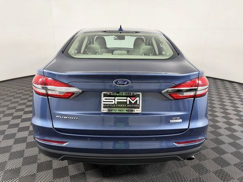 Used 2019 Ford Fusion SE FWD image 10