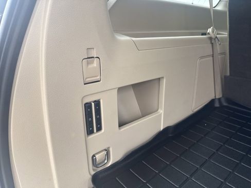 Used 2020 Lincoln Navigator L Reserve w/ Luxury Package image 52