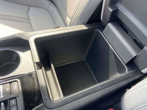 Used 2025 Honda Pilot EX-L image 22