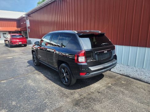 Used 2016 Jeep Compass High Altitude AWD/4WD image 5