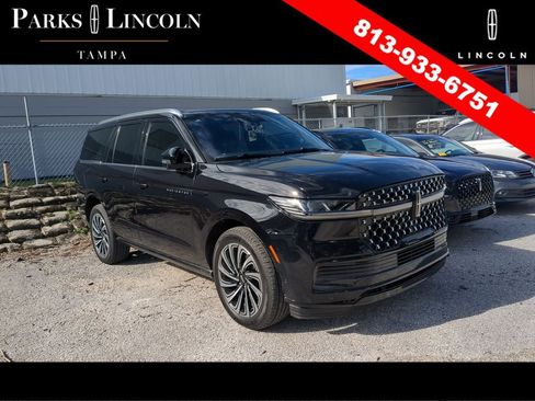 Used 2025 Lincoln Navigator Black Label AWD/4WD image 1
