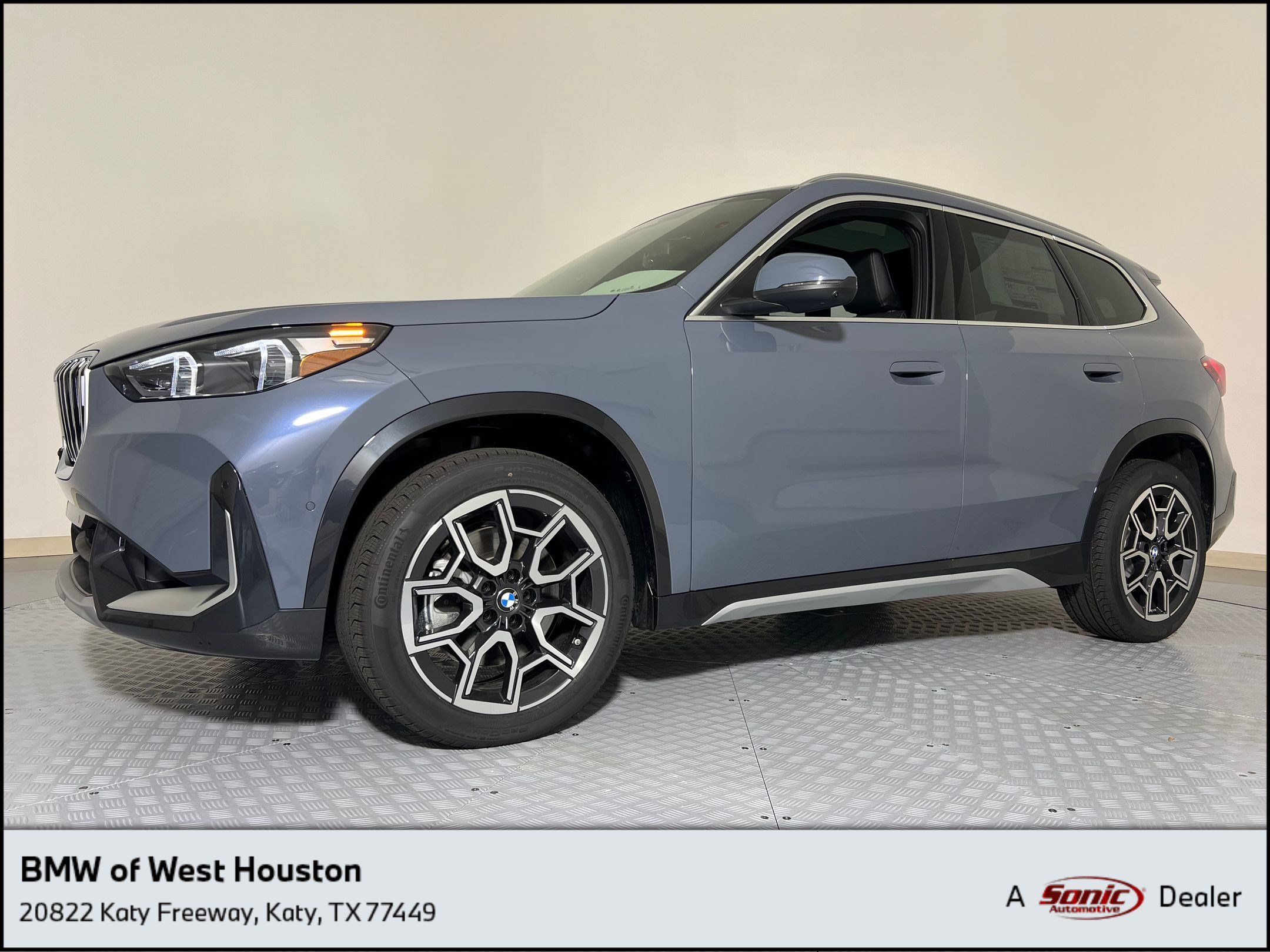 Used 2026 BMW X1 xDrive28i w/ Technology Package AWD/4WD image 1