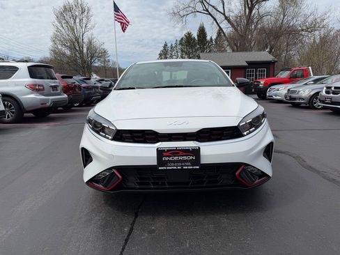 Used 2024 Kia Forte GT-Line w/ GT-Line Premium Package image 5