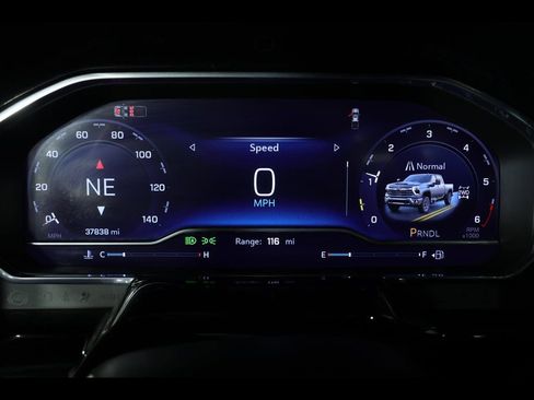 Used 2024 Chevrolet Silverado 2500 LT image 22