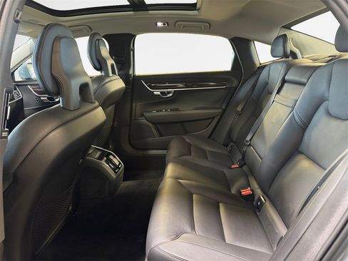 Used 2018 Volvo S90 T5 Momentum w/ Convenience Package image 24