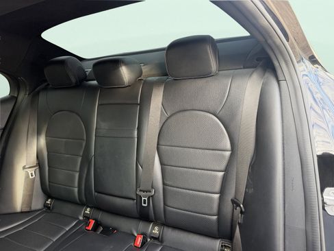 Used 2021 Mercedes-Benz C 300 Sedan image 19
