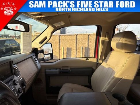 Used 2016 Ford F250 Lariat w/ Lariat Interior Package image 13