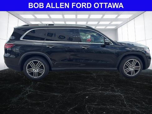 Used 2025 Mercedes-Benz GLS 450 4MATIC image 6