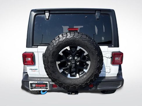 Used 2024 Jeep Wrangler Unlimited Rubicon 4xe image 13