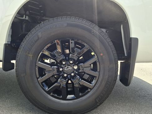 New 2026 Nissan Frontier SV w/ Tow Package AWD/4WD image 17