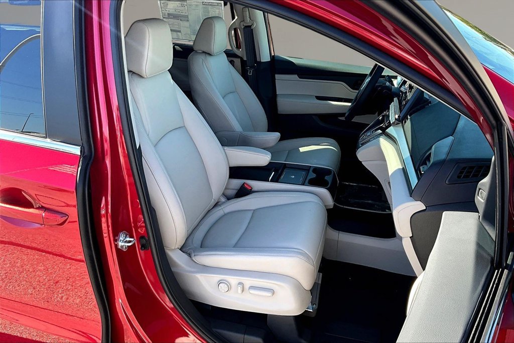 New 2027 Honda Odyssey EX-L image 13