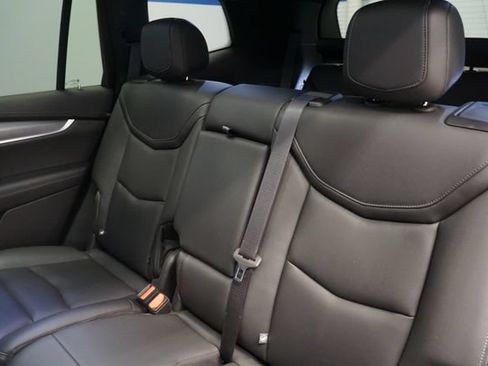Certified 2024 Cadillac XT6 Luxury w/ LPO, Floor Liner Package AWD/4WD image 25