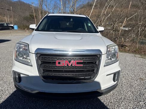Used 2016 GMC Terrain SLE w/ Convenience Package image 2