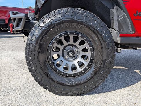 Used 2022 Jeep Wrangler Unlimited Sport AWD/4WD image 22
