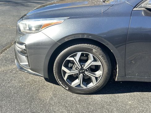Used 2019 Kia Forte LXS image 12