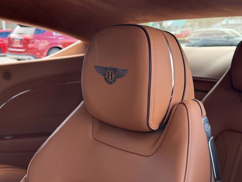 Used 2020 Bentley Continental GT image 22