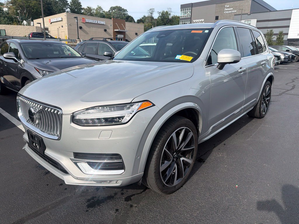 Certified 2023 Volvo XC90 B6 Plus AWD/4WD image 1