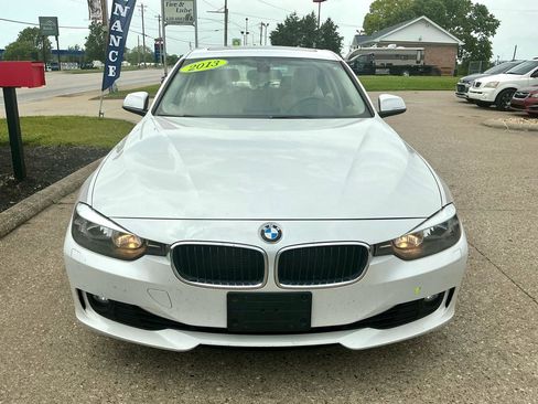Used 2013 BMW 328i xDrive Sedan AWD/4WD image 2