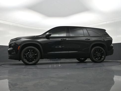 Used 2024 Chevrolet Traverse LS w/ Midnight/Sport Edition FWD image 24