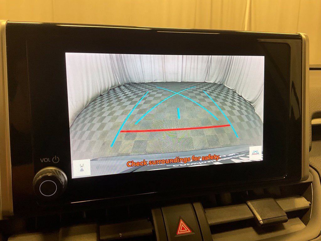 Used 2025 Toyota RAV4 XLE AWD/4WD image 7