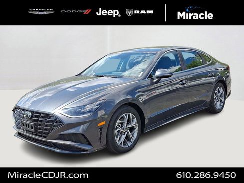 Used 2023 Hyundai Sonata SEL image 3