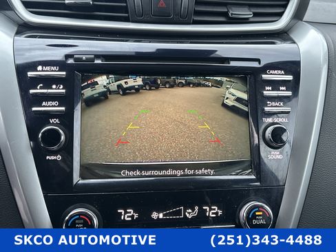 Used 2021 Nissan Murano SV image 17
