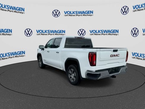 Used 2025 GMC Sierra 1500 SLT AWD/4WD image 6