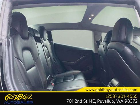 Used 2019 Tesla Model 3 Mid Range image 17