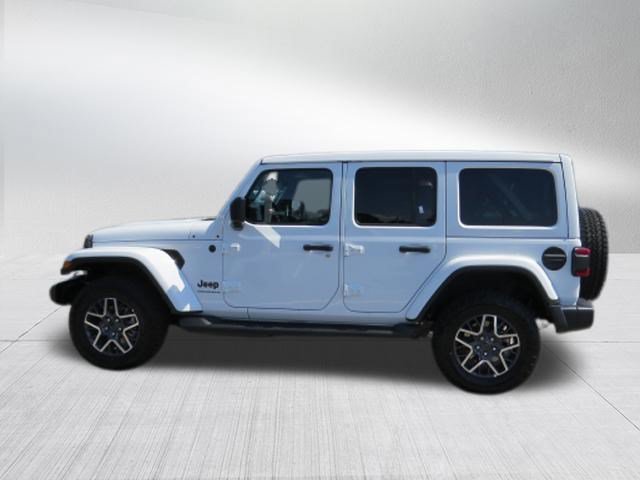 New 2026 Jeep Wrangler Unlimited Sahara AWD/4WD image 6