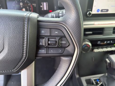 Used 2026 Toyota 4Runner SR5 image 33