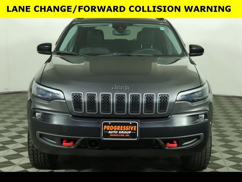 Used 2022 Jeep Cherokee Trailhawk image 10