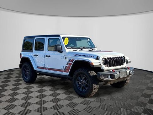 Used 2026 Jeep Wrangler Unlimited Sport w/ Dual Top Group AWD/4WD image 3