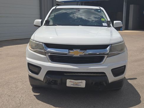 Used 2018 Chevrolet Colorado LT AWD/4WD image 8