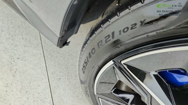 Used 2023 BMW i7 xDrive60 AWD/4WD image 58