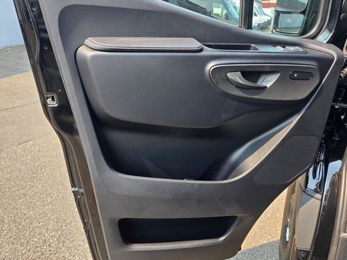 New 2026 Mercedes-Benz Sprinter 2500 image 29
