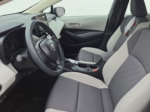 New 2026 Toyota Corolla LE image 9