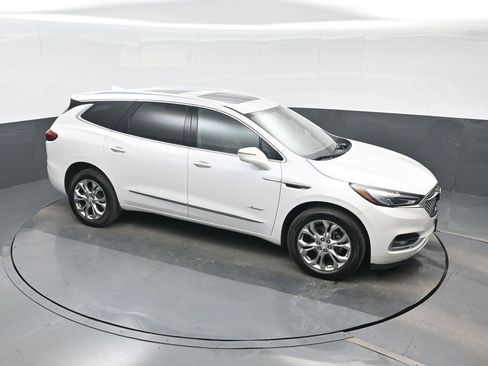 Used 2020 Buick Enclave Avenir AWD/4WD image 23