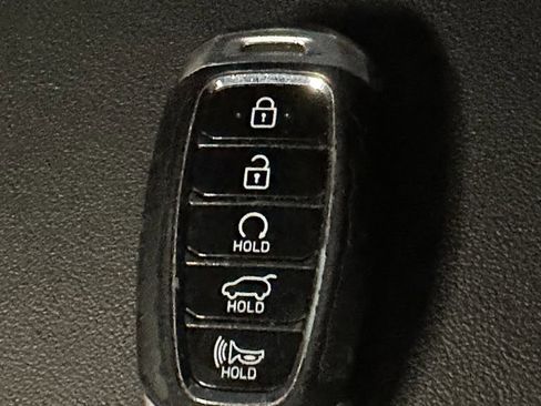 Used 2021 Hyundai Palisade SEL w/ Premium Package AWD/4WD image 18