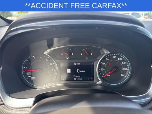 Used 2023 Chevrolet Traverse RS image 34