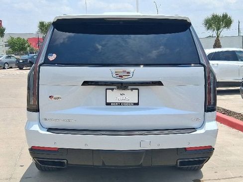 Used 2026 Cadillac Escalade Platinum Sport w/ LPO, Floor Liner Package RWD image 5