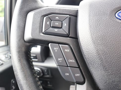 Used 2020 Ford F150 XLT w/ Equipment Group 302A Luxury AWD/4WD image 16
