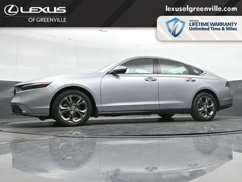 Used 2023 Honda Accord EX image 34