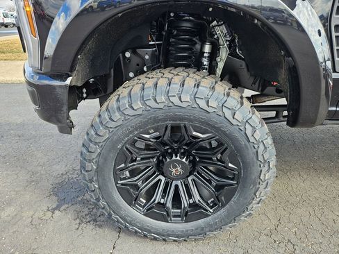 New 2026 Ford F250 Lariat w/ Black Appearance Package AWD/4WD image 8
