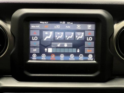 Used 2021 Jeep Wrangler Unlimited Sport AWD/4WD image 26