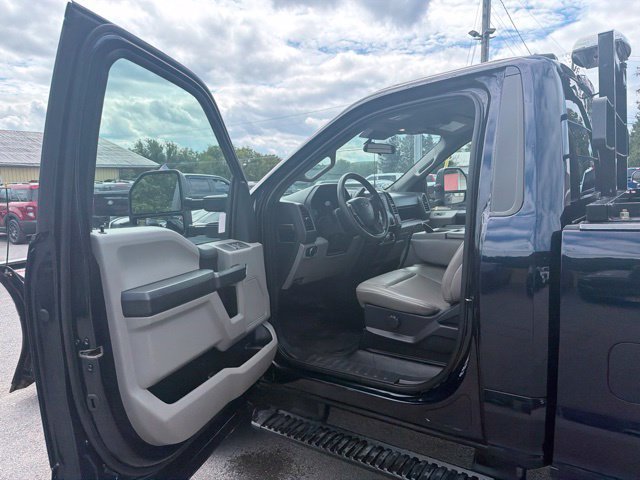 Used 2022 Ford F350 XL w/ Power Equipment Group AWD/4WD image 20