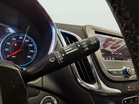 Certified 2024 Chevrolet Equinox LT FWD image 18
