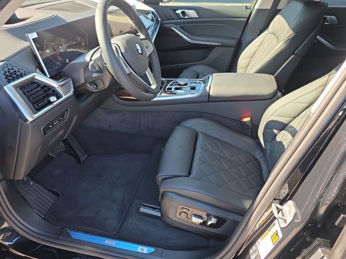 New 2026 BMW X7 xDrive40i image 8
